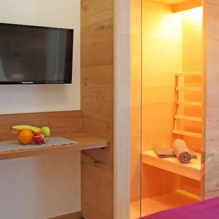 Pansiyon Appartementhaus Sky *